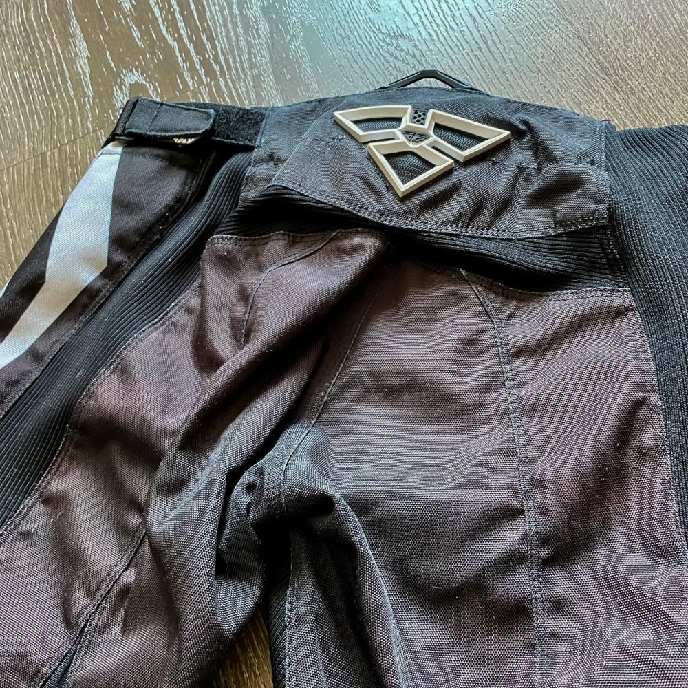 Fly Racing Kinetic Pants - Picture 9 of 11